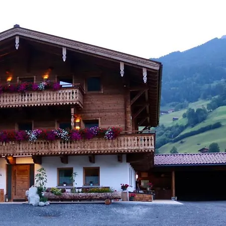 Lerchenhof * Wald im Pinzgau